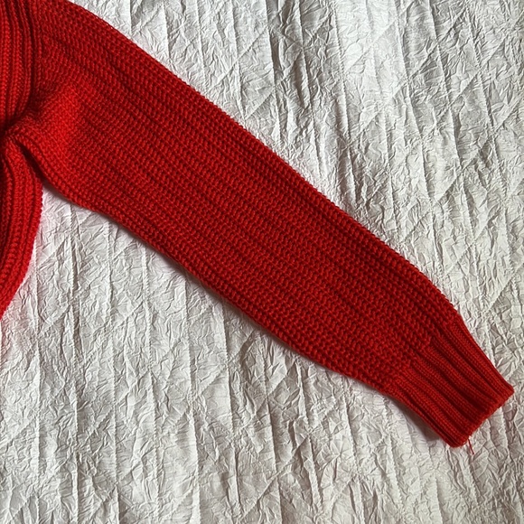 Red H&M Knit Sweater, size S - Picture 7 of 9
